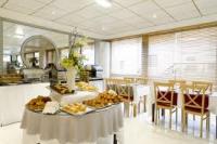buffet pret bon tiot dejeuner..